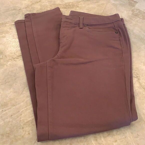 Dusty Rose LOFT Skinny Jeans - Picture 3 of 8